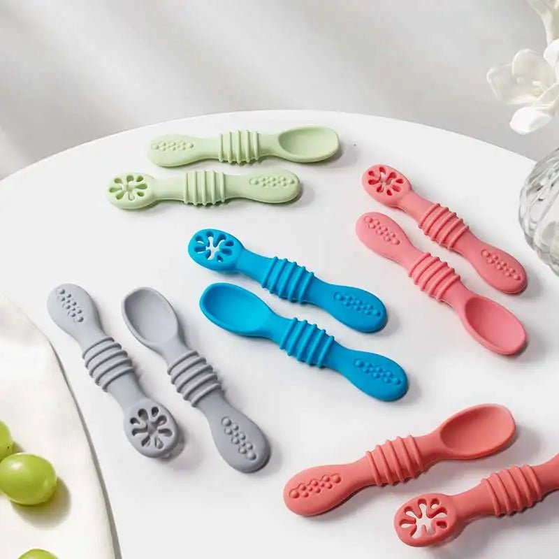 EASYFEED – Soft Silicone Baby Feeding Spoon for Daily Use
