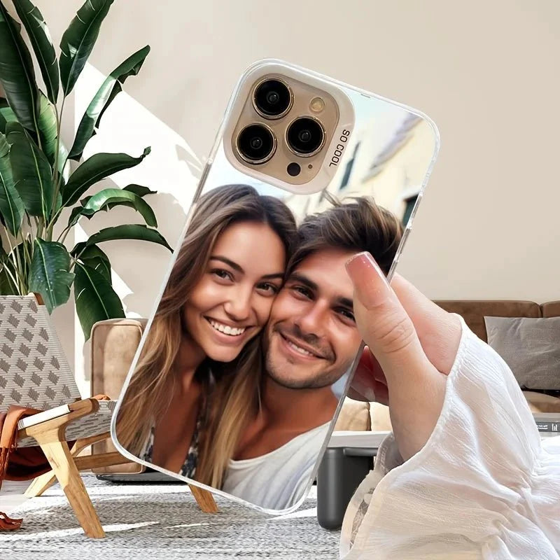 CUSTORIO – Shock-resistant iPhone case with photo customization